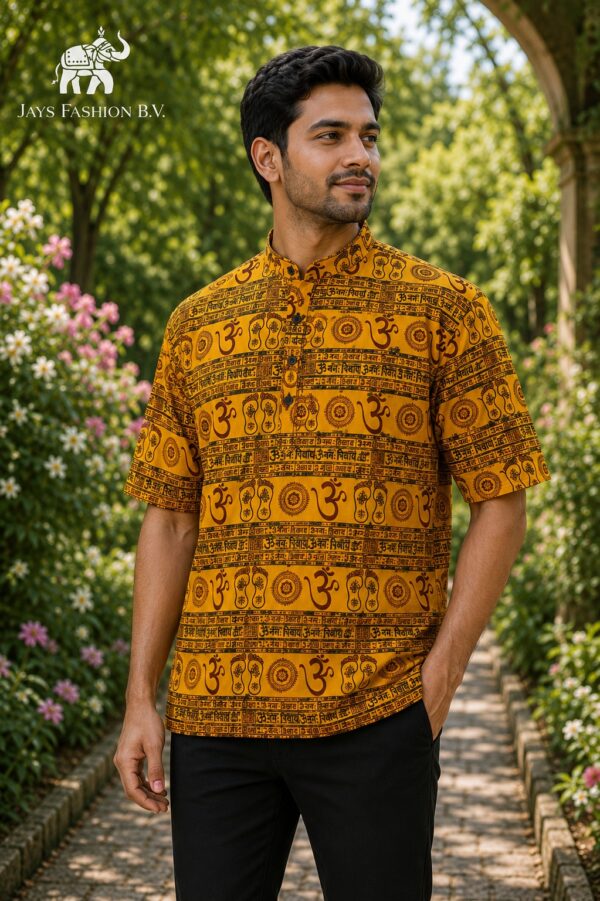 Heren Kurta Kort– Geel met Traditionele Spirituele Print