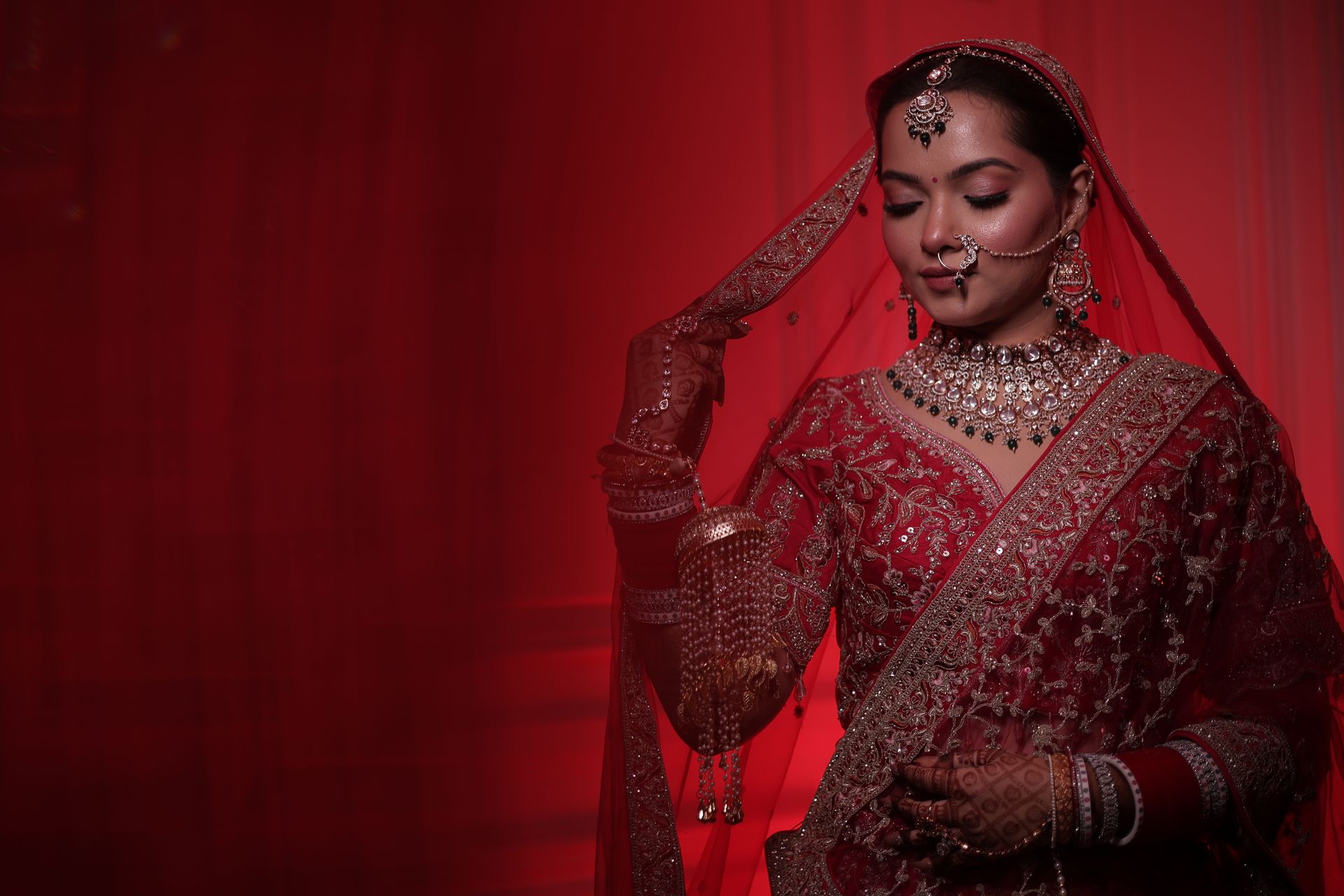 Indiase kleding winkel in Den Haag — sarees, lehenga&rsquo;s en sherwani&rsquo;s